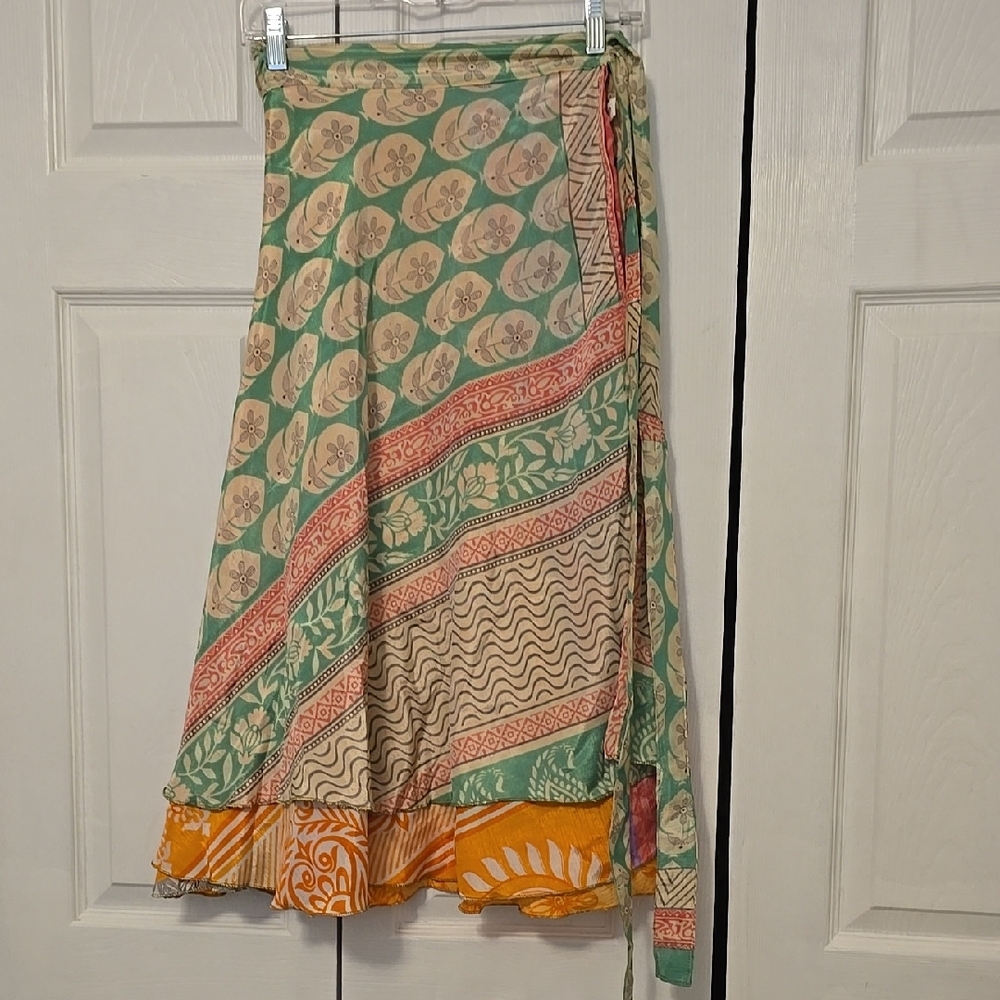 Reversable Patterned Sari Wrap Skirt in Green and Orange/ Orange And Pink